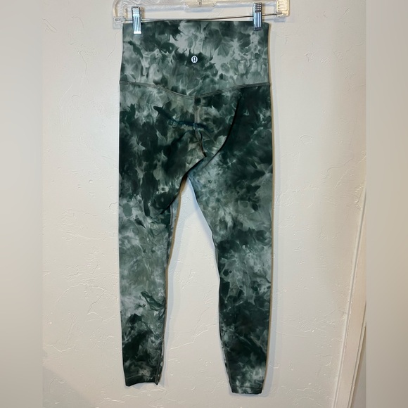 Lululemon Align High Rise Smoke Spruce Green Tie-Dye Leggings Size 6 - Picture 7 of 10
